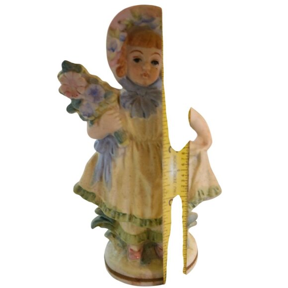 Vintage Sweet Girl Figurine Hand-Painted Pastel Dress Collectible 5" Tall Made I - Picture 4 of 5